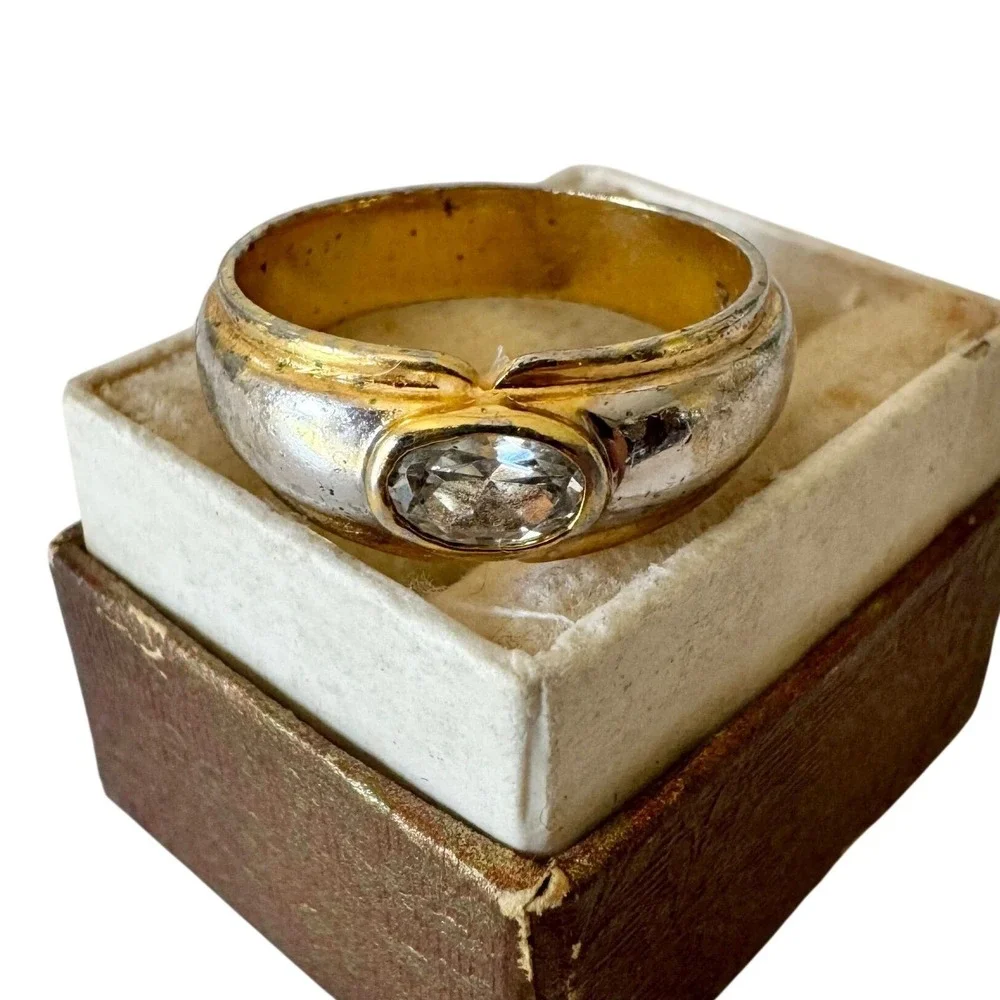 Vintage Wide Band Bezel Set Oval CZ 18kt GP Silver Tone Modern Ring Size 8